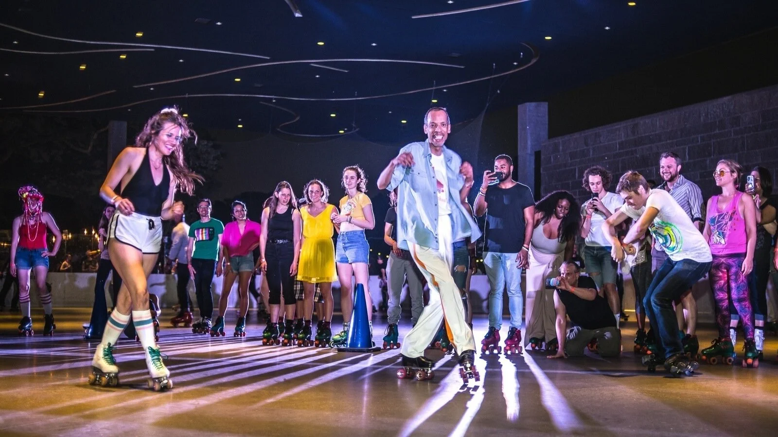 Adult Skating Parties - Lakeside Sports and Entertainment, LLC